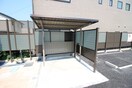 駐輪場 ファミールカルミア