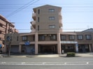 鬼頭本社ビルの外観