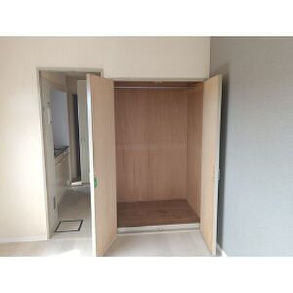 収納 鬼頭本社ビル