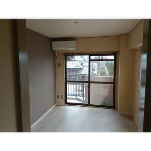 居室 鬼頭本社ビル