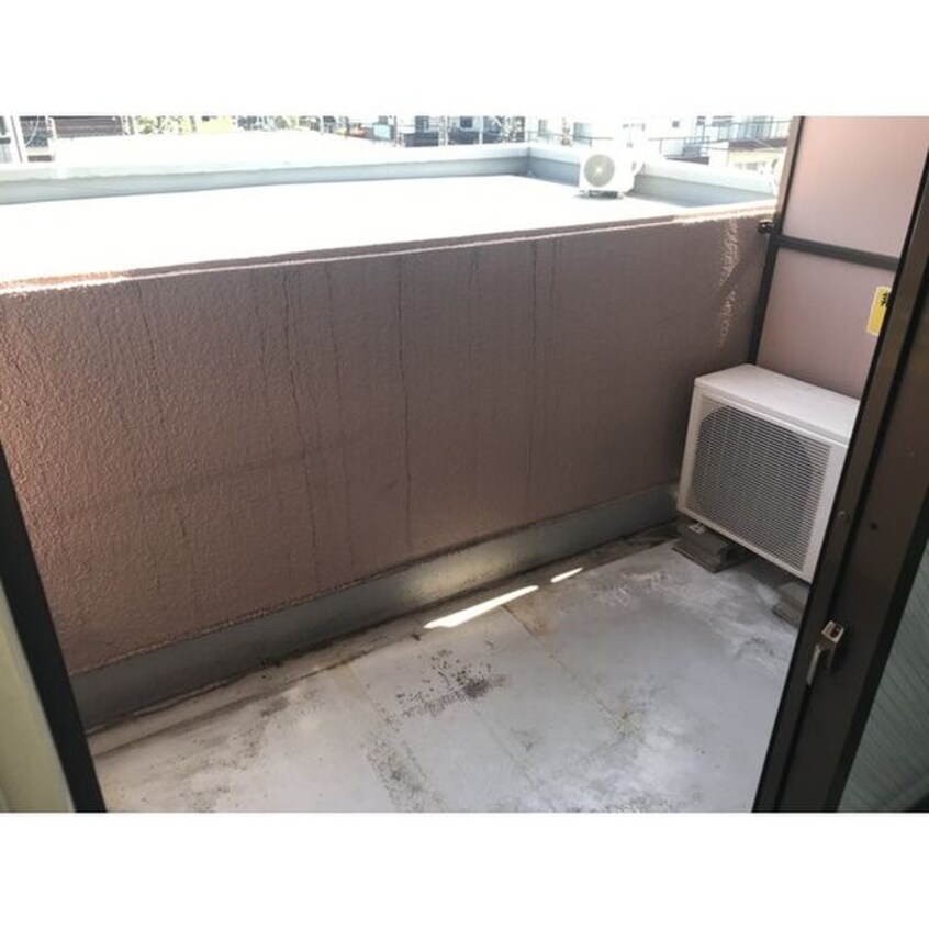 ベランダ・バルコニー 鬼頭本社ビル