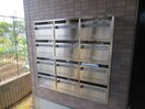 エントランス部分 ｱﾝﾌﾟﾙ-ﾙ ﾌｪ-ﾙ ｼｬﾙﾏﾝ