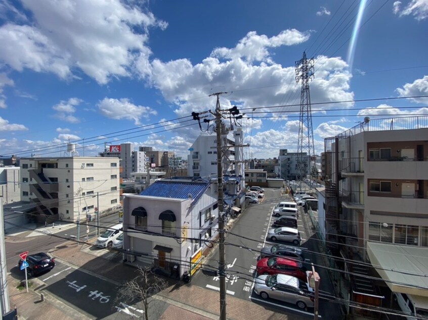 室内からの展望 佐藤ビル