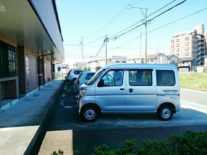 駐車場 アイリスオオノ