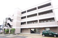 一番館ﾛｲﾔﾙﾋﾙｽﾞ