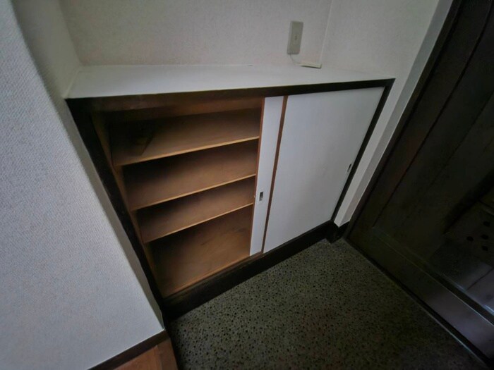 靴箱 第一ハイネス本郷
