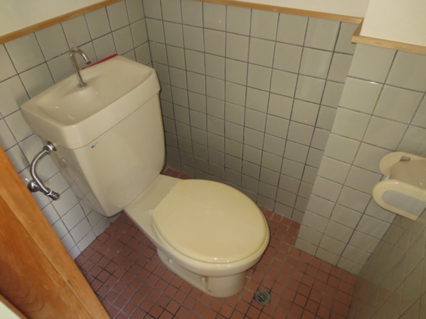 トイレ コーポ小路