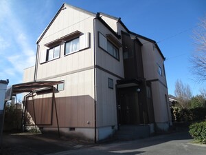畝部東町貸家