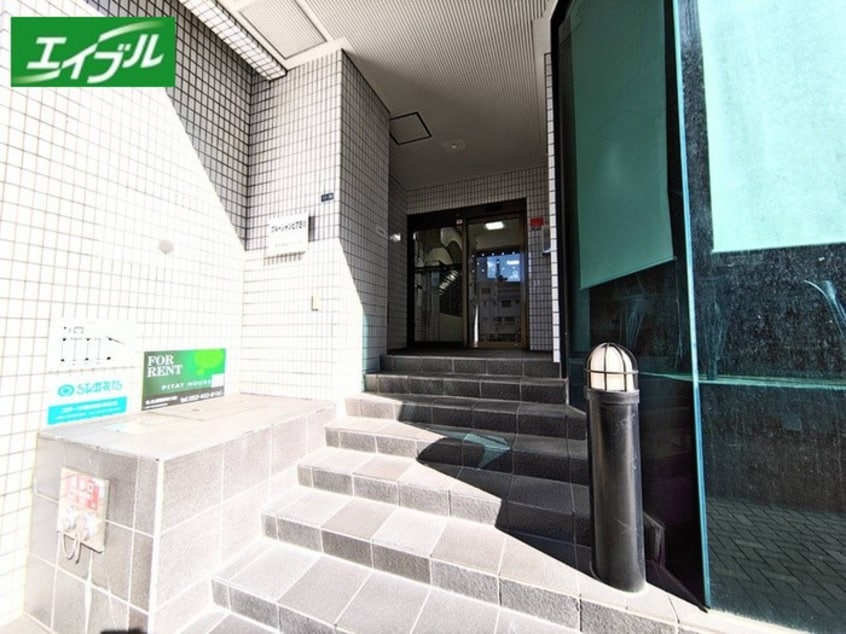 エントランス部分 ブルーシャンピア芝川