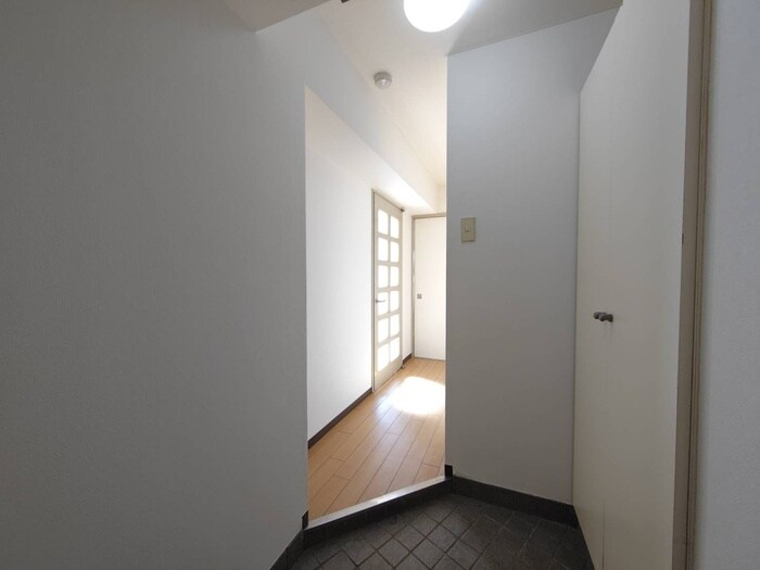 廊下 ブルーシャンピア芝川