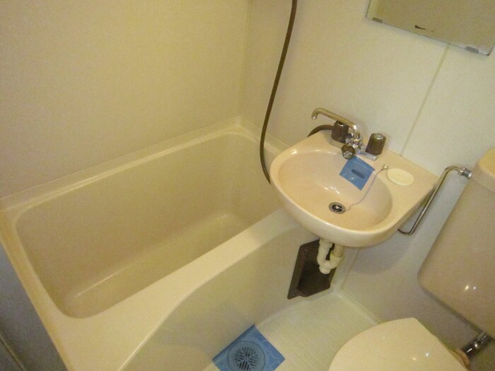 バス／シャワールーム等 プレズ名古屋庄内通