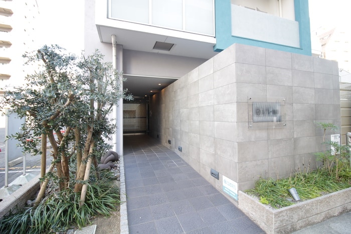 エントランス部分 ル・ブルー鶴舞