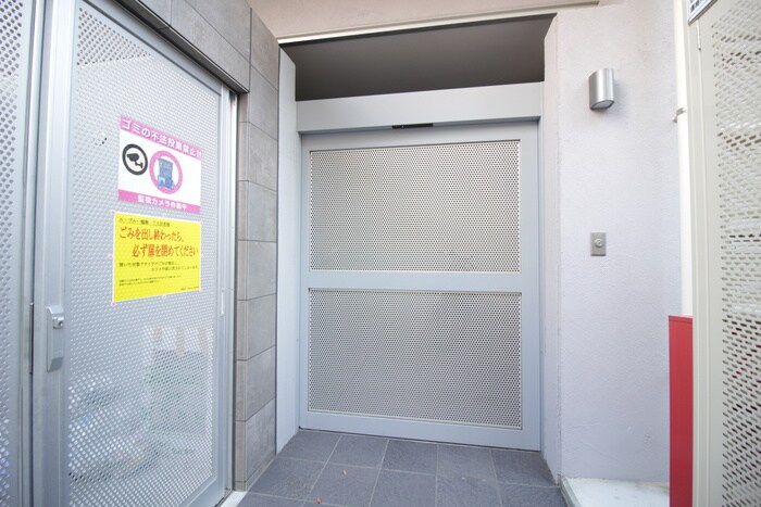 駐輪場 ル・ブルー鶴舞