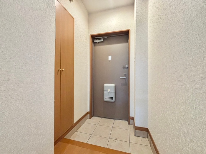 玄関 ウィステリア壱番館