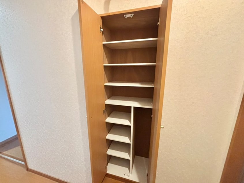 靴箱 ウィステリア壱番館