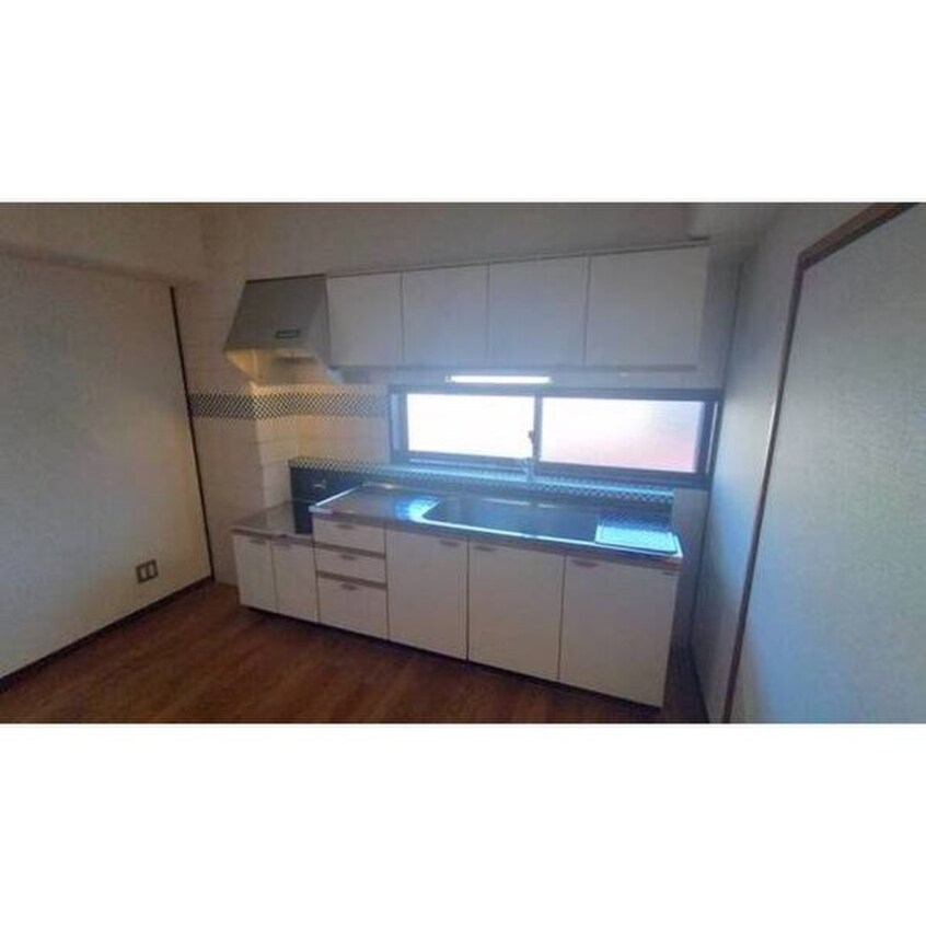 キッチン エ－デル小賀須