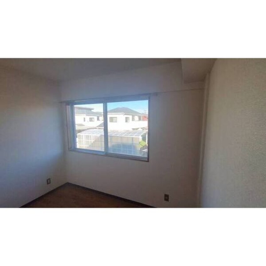 居室 エ－デル小賀須