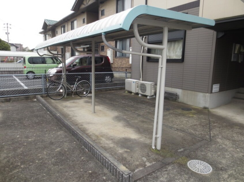 駐輪場 フォレストコートⅡ