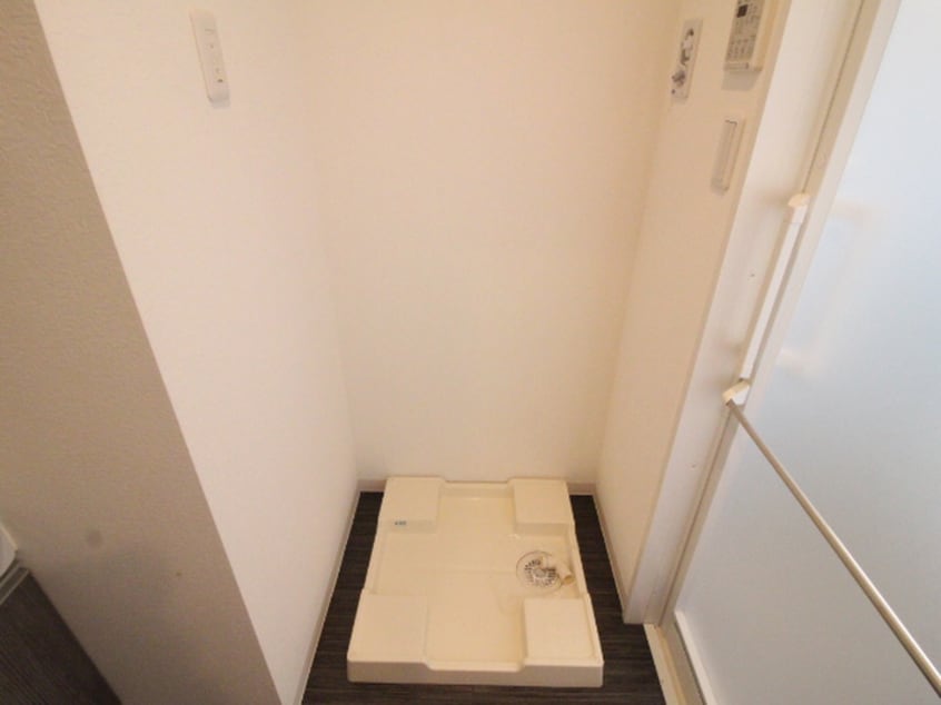 洗濯機置場 アビタシオン内山