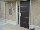 エントランス部分 オリ－ブガ－デン