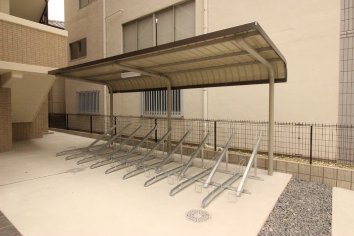 駐輪場 ベルルージュ中村公園