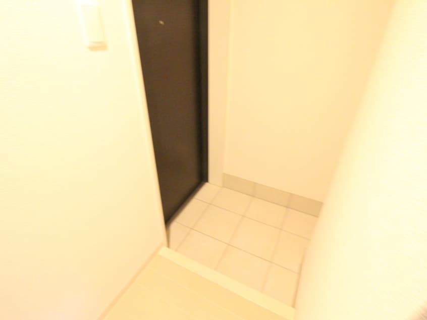 玄関 ベルルージュ中村公園