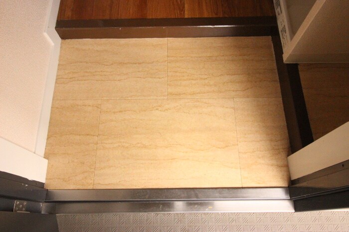 玄関 コ－ポメルベ－ユ