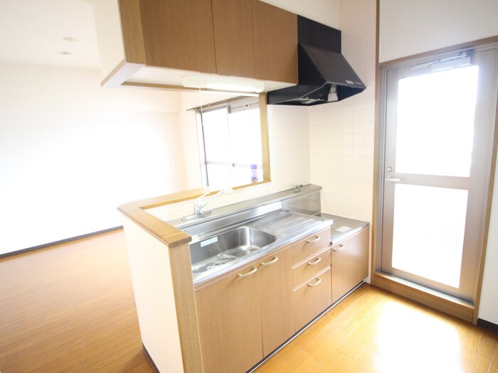 キッチン レ－ジュ高道