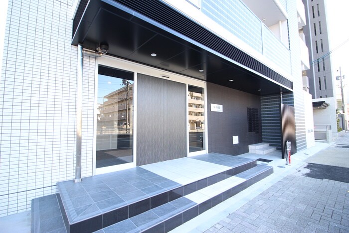 エントランス部分 鉦銀館