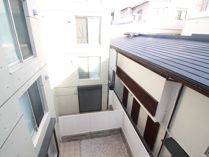 室内からの展望 Branche御器所