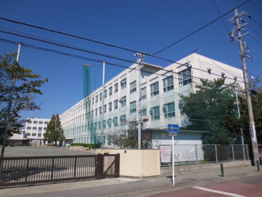 野並小学校(小学校)まで487m 平子橋マンション