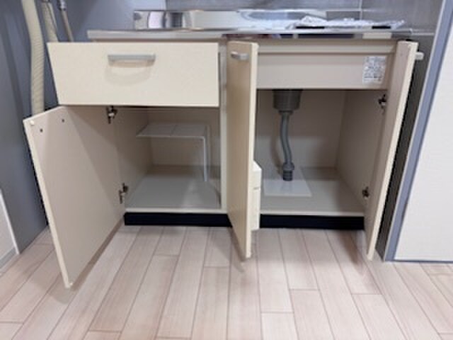 室内からの展望 ﾄ-ｶﾝｸﾞﾗﾝﾄﾞﾏﾝｼｮﾝ榮(718)