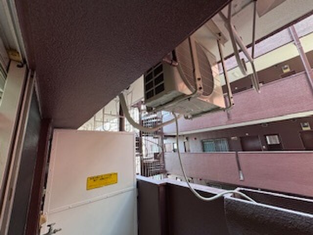 室内からの展望 ﾄ-ｶﾝｸﾞﾗﾝﾄﾞﾏﾝｼｮﾝ榮(718)