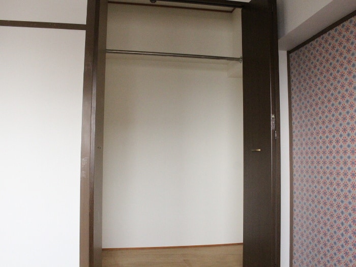 収納 向陽ビル