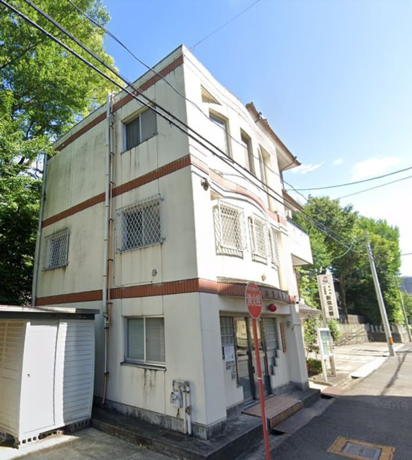 新栄交番(警察署/交番)まで750m 向陽ビル