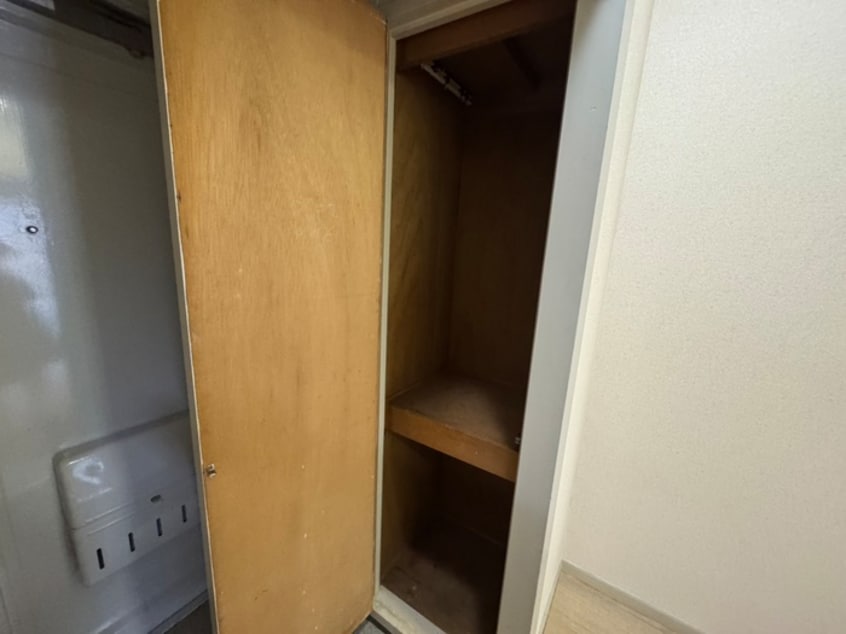 靴箱 第一下林ビル