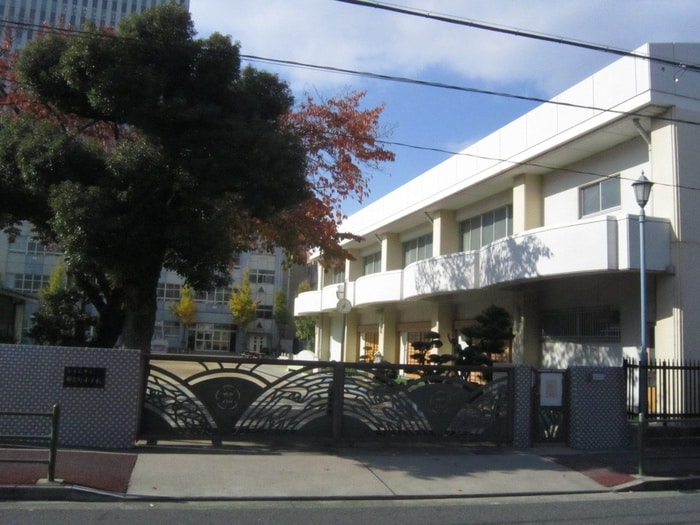 那古野小学校(小学校)まで240m ブリッヂガ－デンＮＡＧＯＮＯ