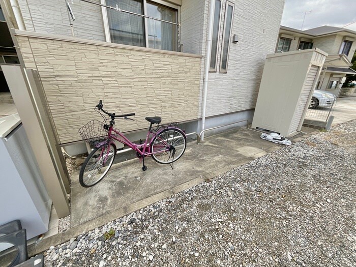 駐輪場 GRANDTIC妙音通