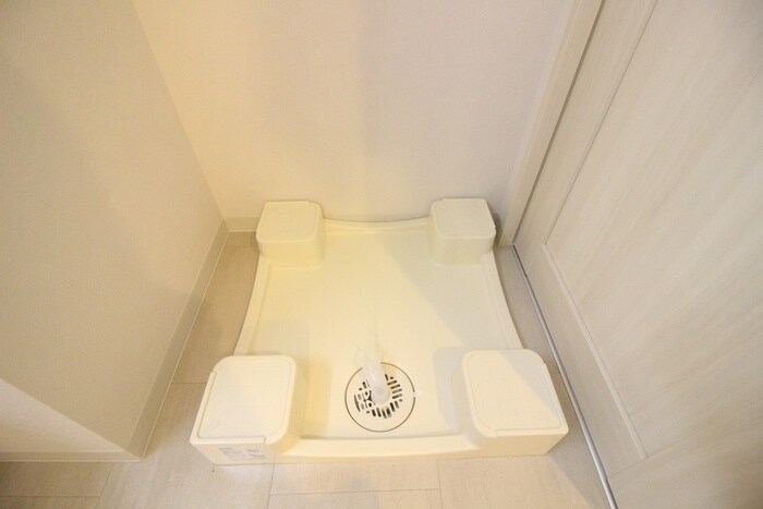 洗濯機置場 グランルクレ新栄イースト