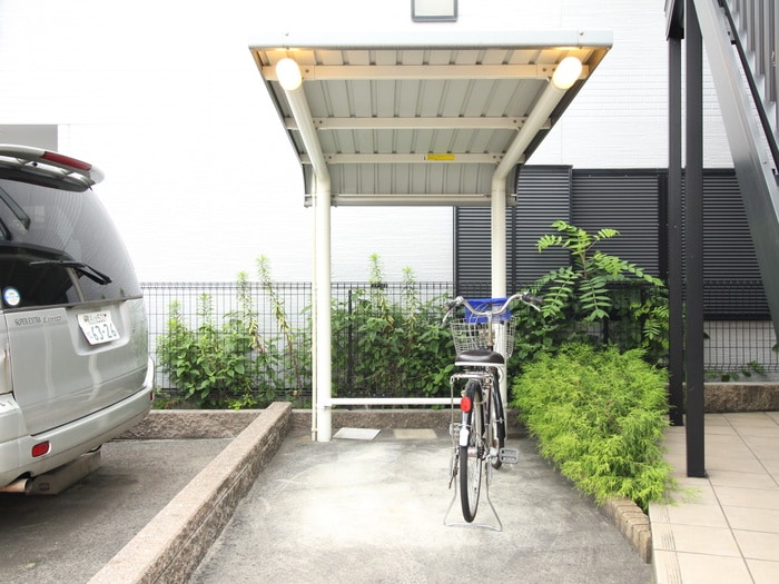 駐輪場 ボンヌシャンスｆ