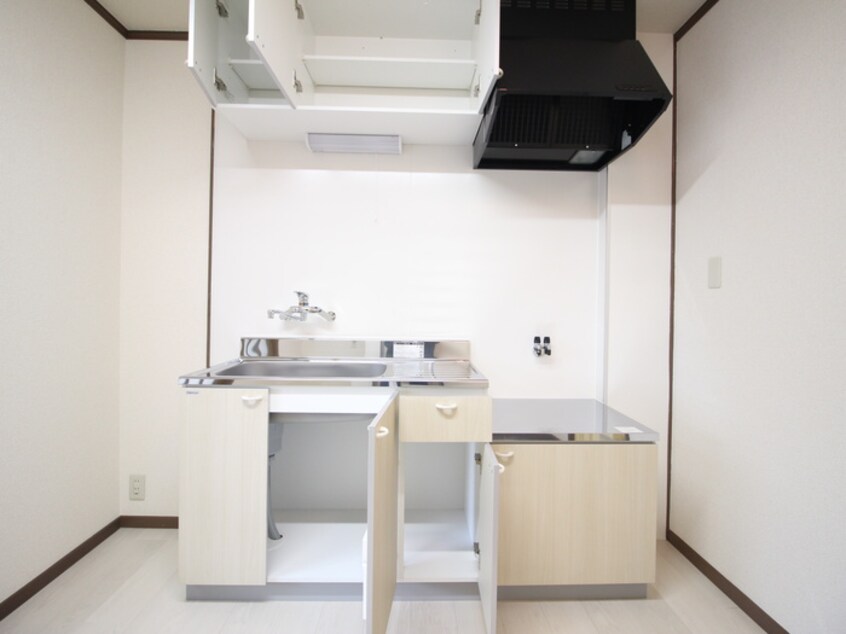 キッチン ロイヤルシティ天子田