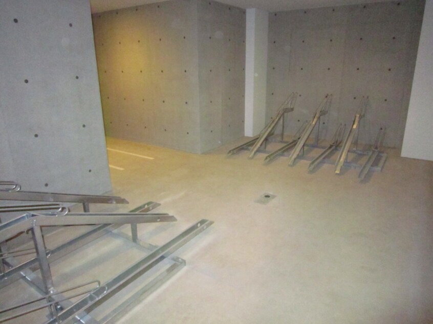 駐輪場 Branche城西