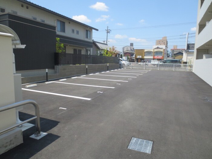 駐車場 ラ・カンパネラ