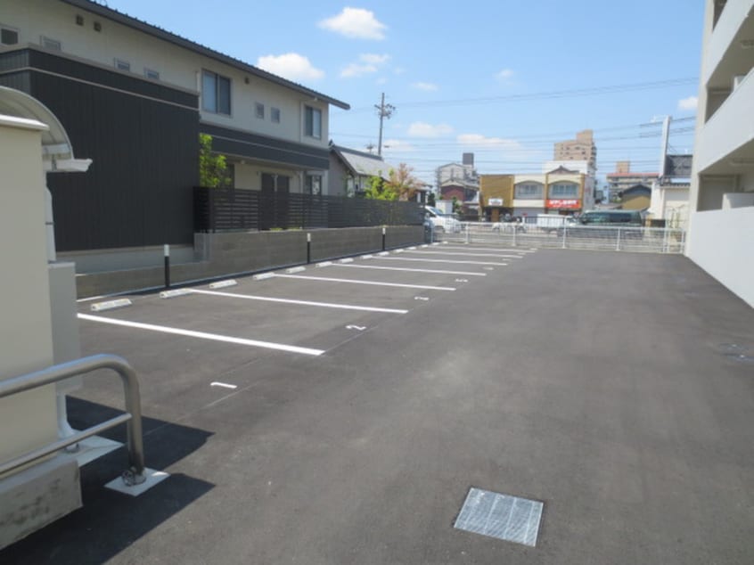駐車場 ラ・カンパネラ