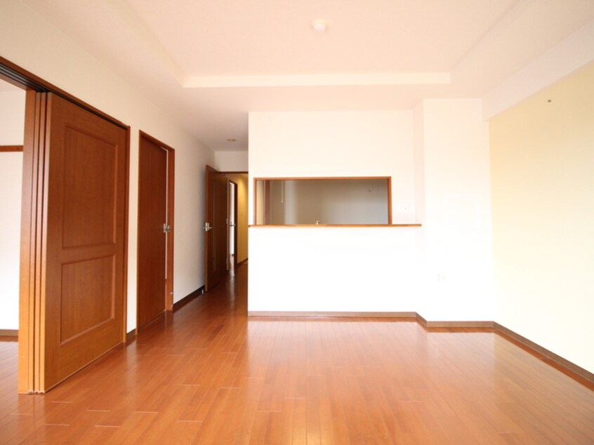 居室 ＯＳＭ植田 壱番館