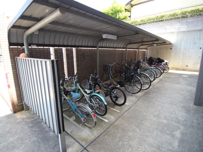 駐輪場 ＯＳＭ植田 壱番館