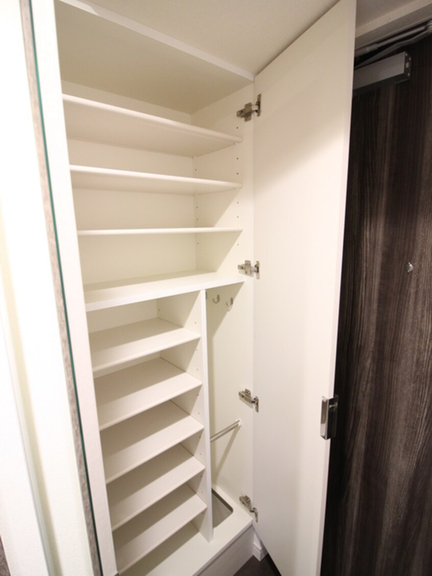 靴箱 プレサンス広小路通今池(910)