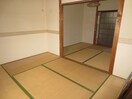 居室 塚本荘