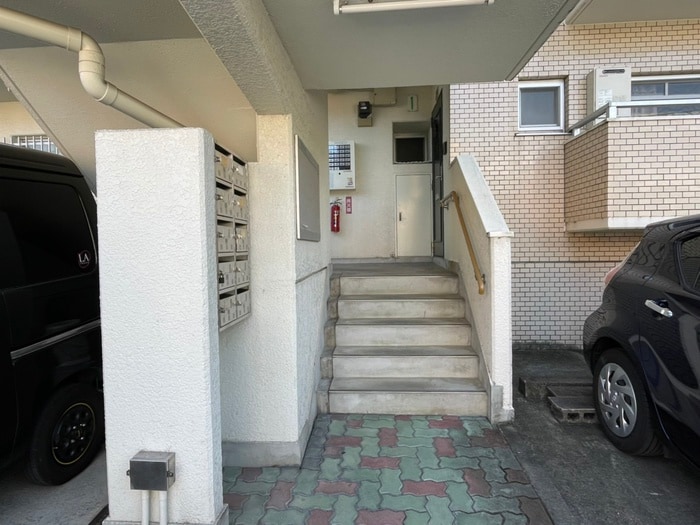 エントランス部分 レジオン香流