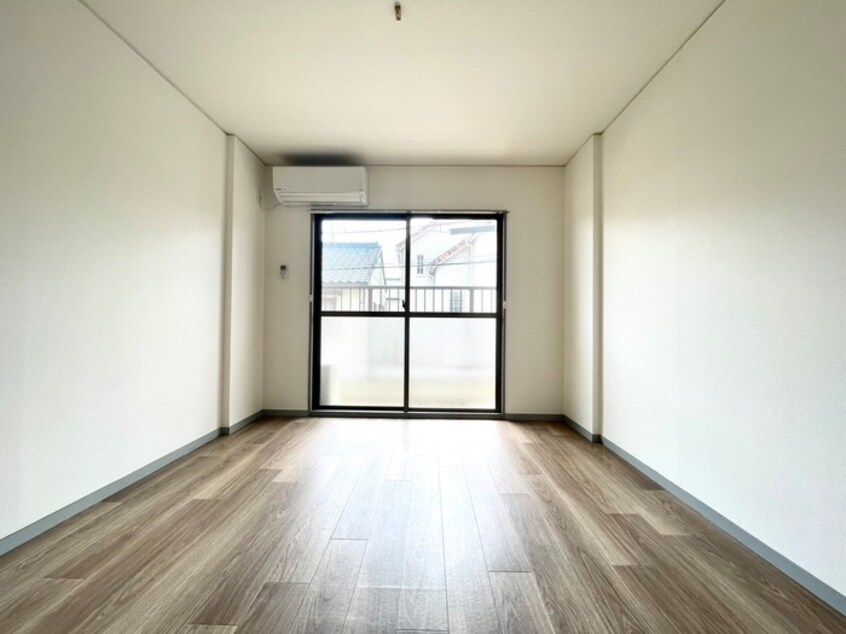 居室 ハイネス西高蔵